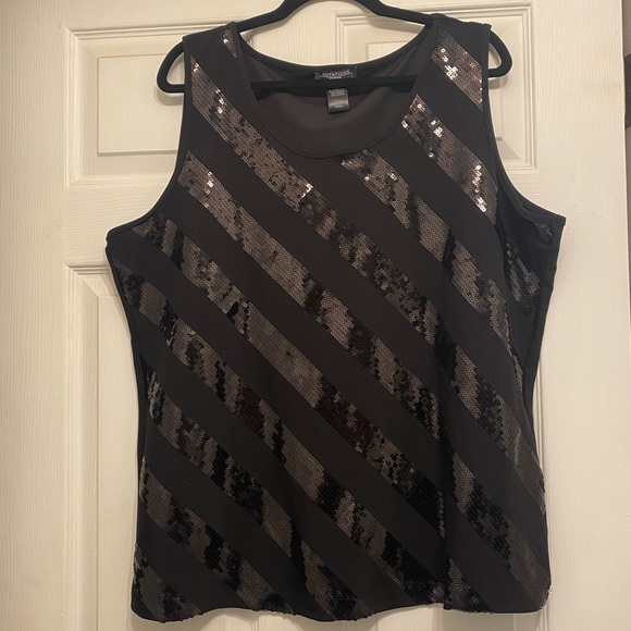 Beautiful Slanted Sequence Tank Top by Notations Woman - Picture 2 of 5